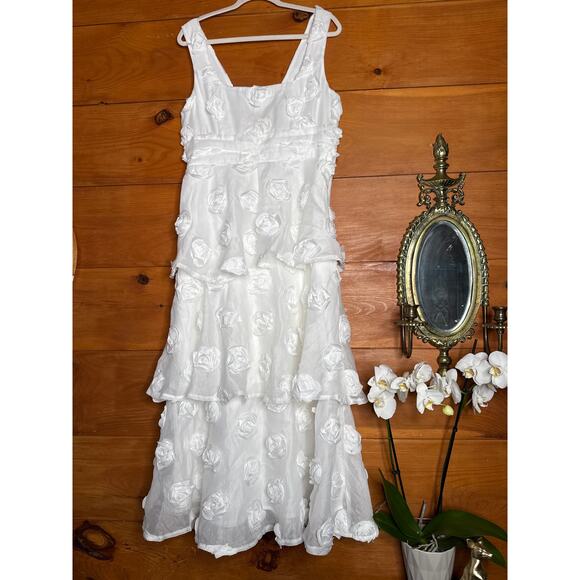 NWT Lulus Exceptional Entrance White Sleeveless Tiered Rosette Midi Dress Size L - Picture 2 of 7